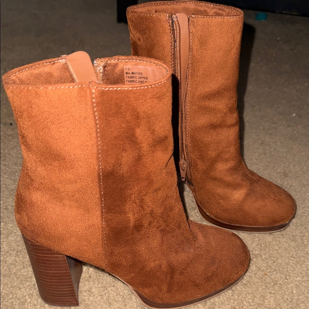 Forever 21 Tan Suede Heeled Boots